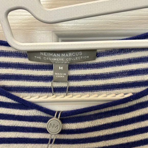 ! Nwt neiman marcus white and blue striped  cashmere sweater - Picture 3 of 6